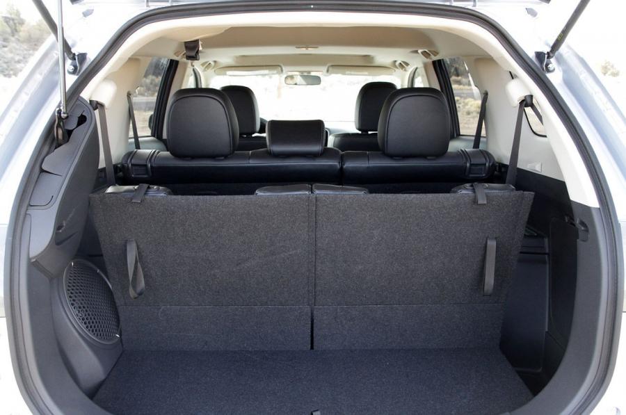  Mitsubishi Outlander 2014 года  (фото 8 из 136)